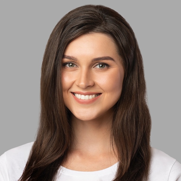 Headshot of a smiling woman
