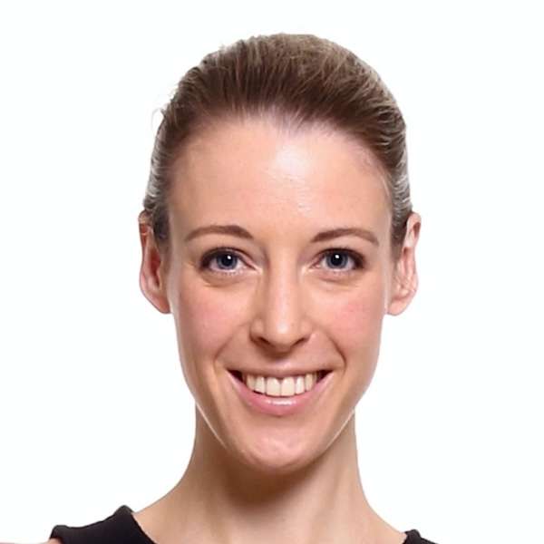 Headshot of a smiling woman
