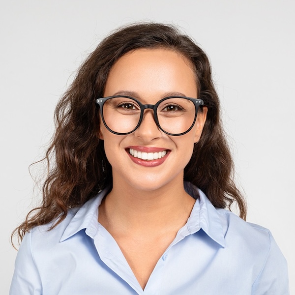 Headshot of a woman