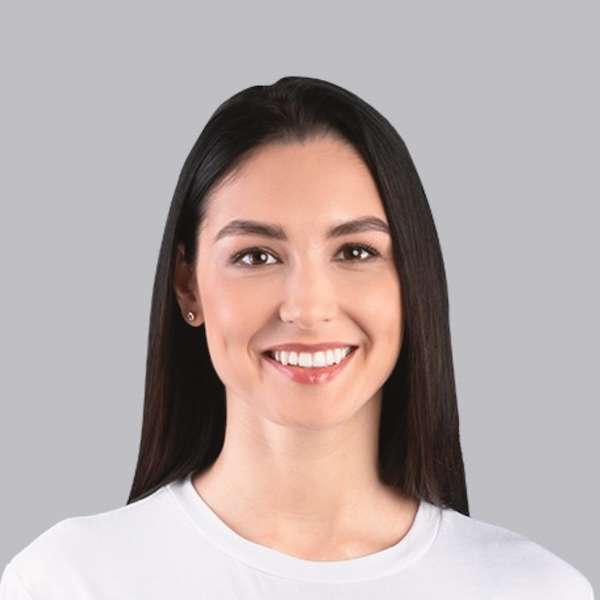Headshot of a woman