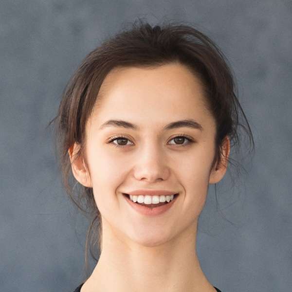 Headshot of a young woman