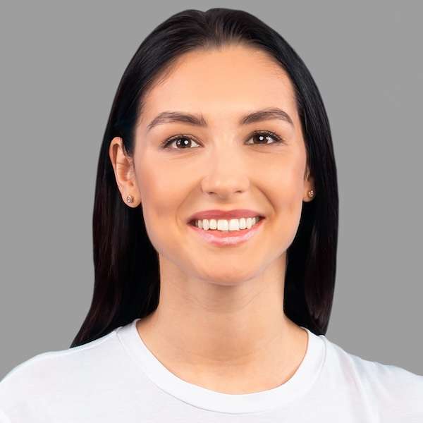 Headshot of a smiling woman