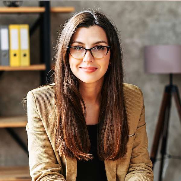 Headshot of a smiling woman