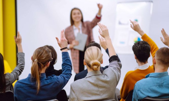 Get to the Point: How to Attract Audience Attention with WHAC