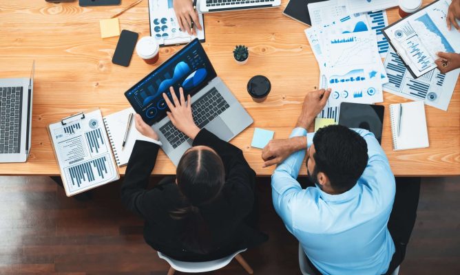 A team reporting on learning