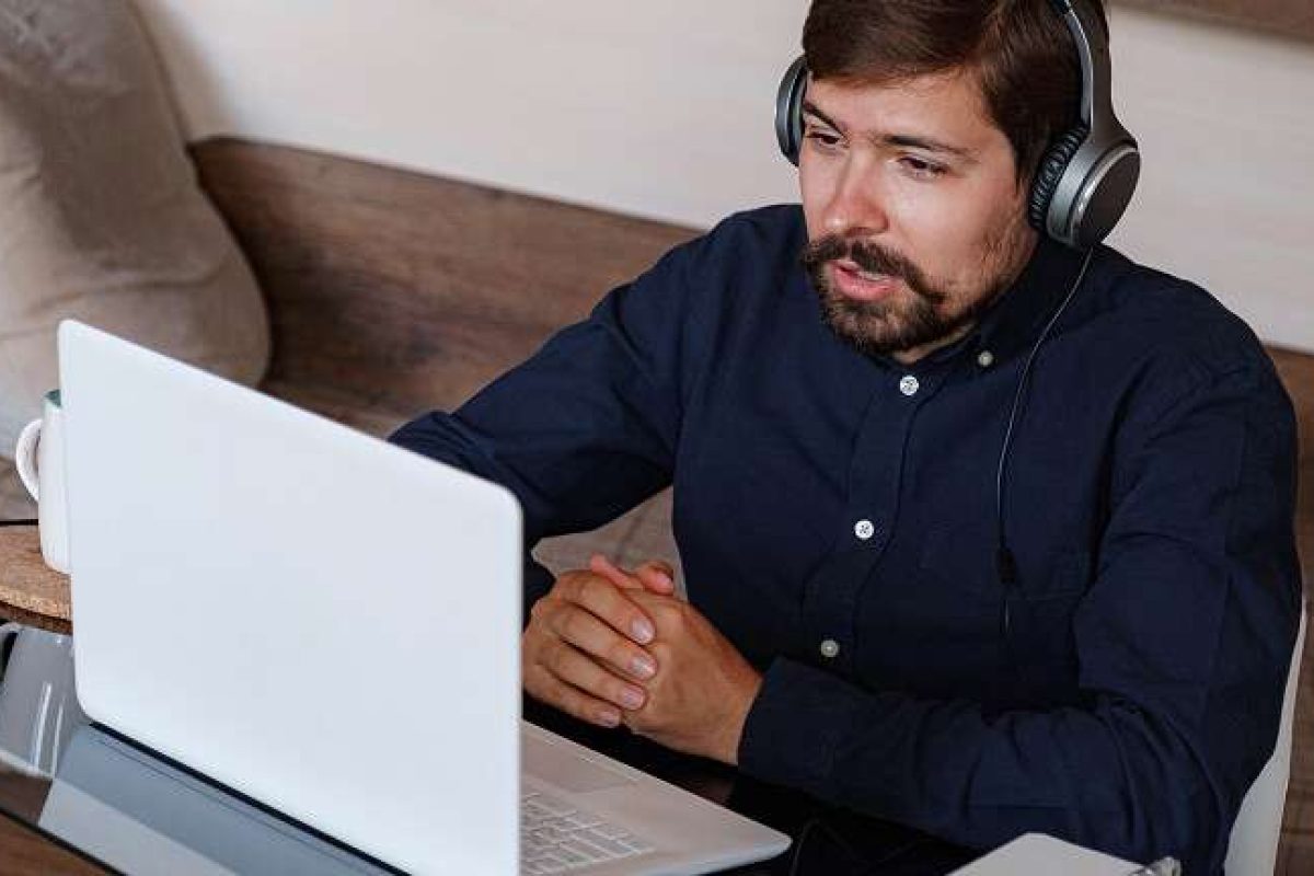 HRDQ-U Blog | Be Vocal in Online Presenting